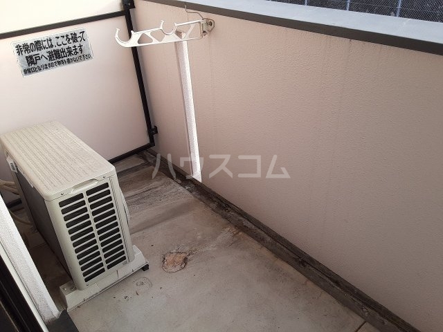 18/27 バルコニー