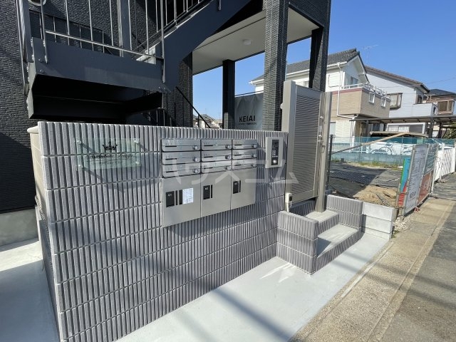 21/27 エントランス