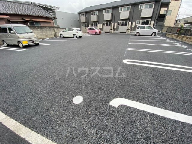 3/7 駐車場