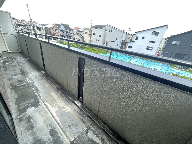 13/25 バルコニー