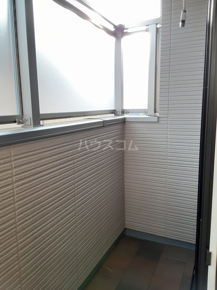 23/30 バルコニー