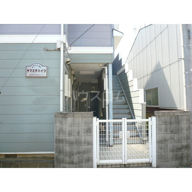 20/26 エントランス