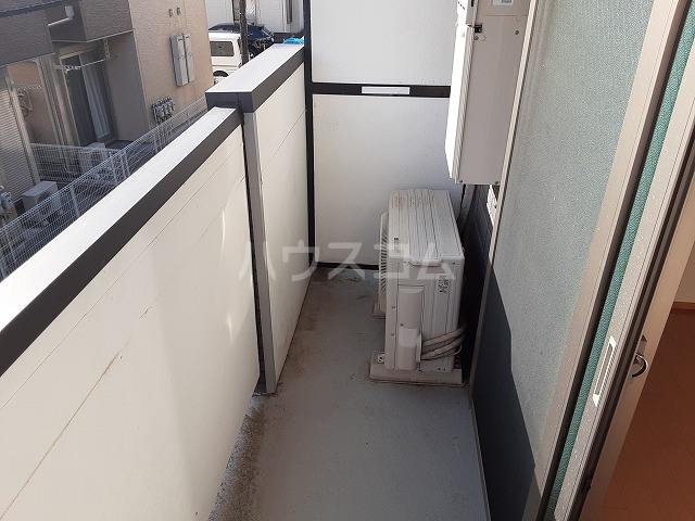 18/26 バルコニー