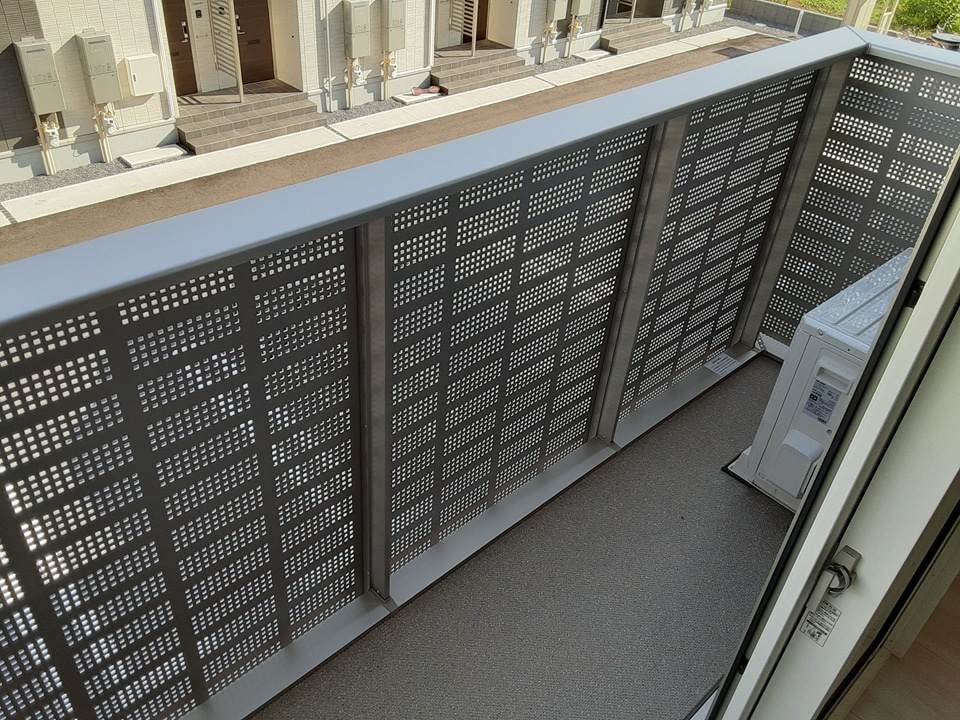 17/23 バルコニー