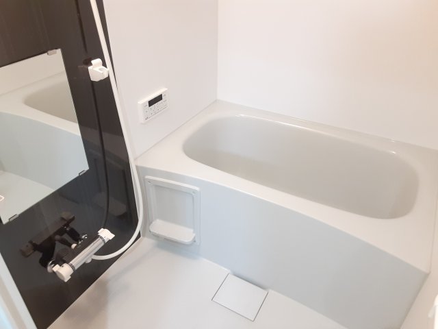 11/23 浴室