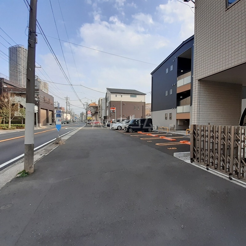 22/25 駐車場