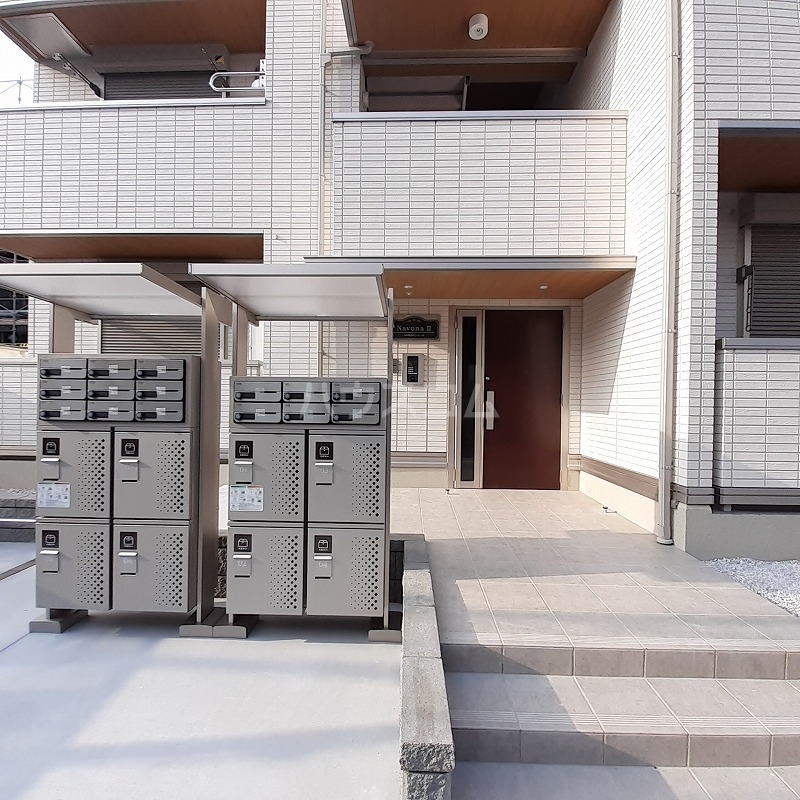 21/25 エントランス