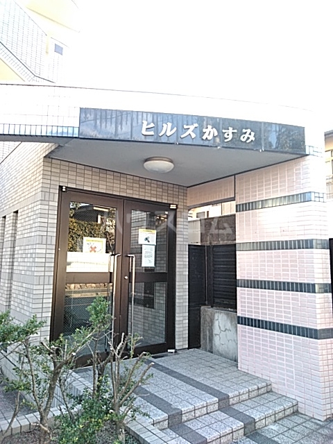 16/19 エントランス