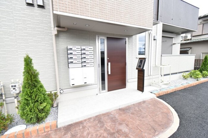 2/5 エントランス