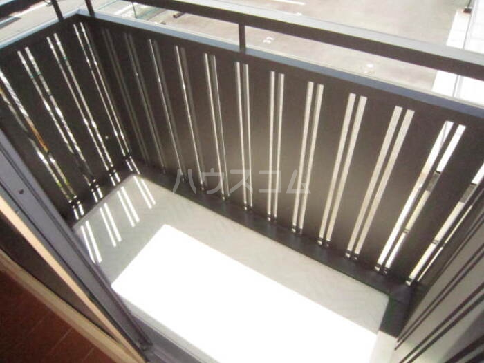 15/23 バルコニー