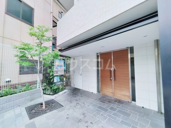 2/6 エントランス