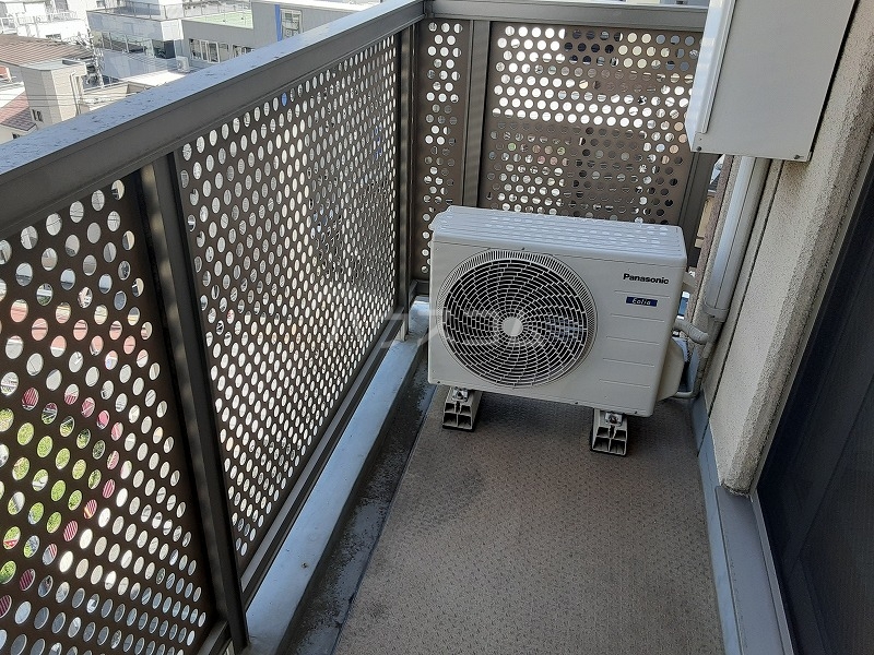 19/26 バルコニー