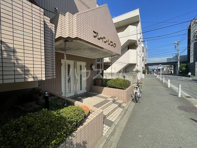 21/24 エントランス