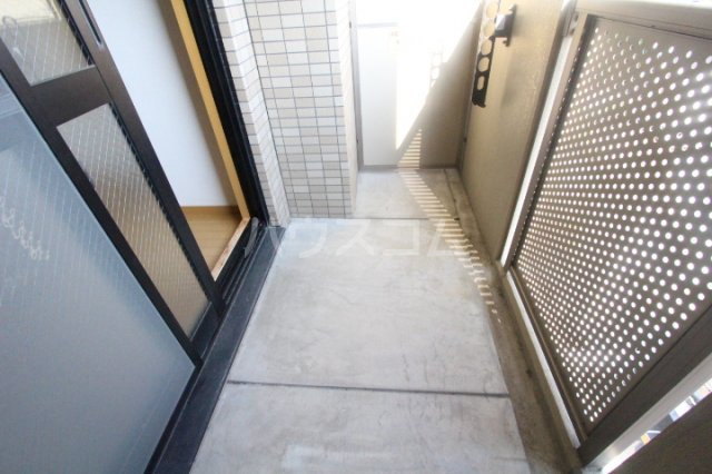 17/30 バルコニー