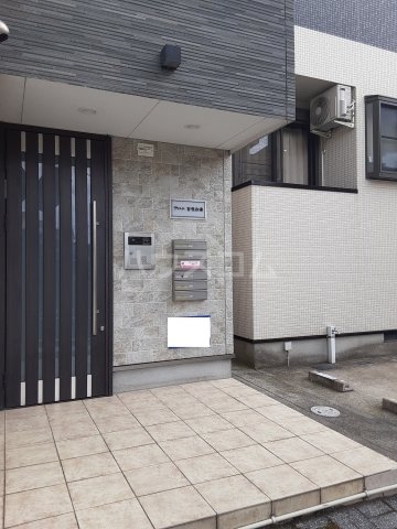 2/6 エントランス