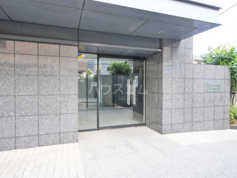 8/11 エントランス