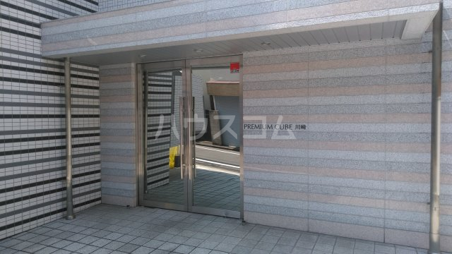 15/22 エントランス