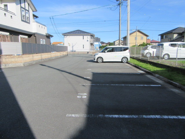 3/4 駐車場