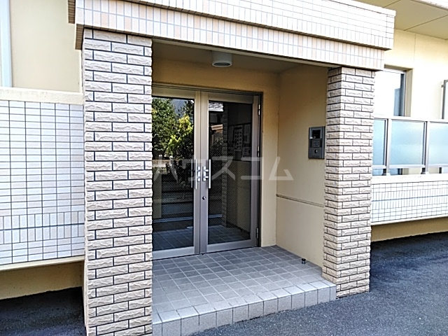 29/30 エントランス