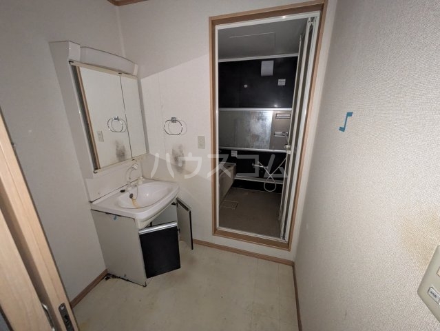15/30 洗面