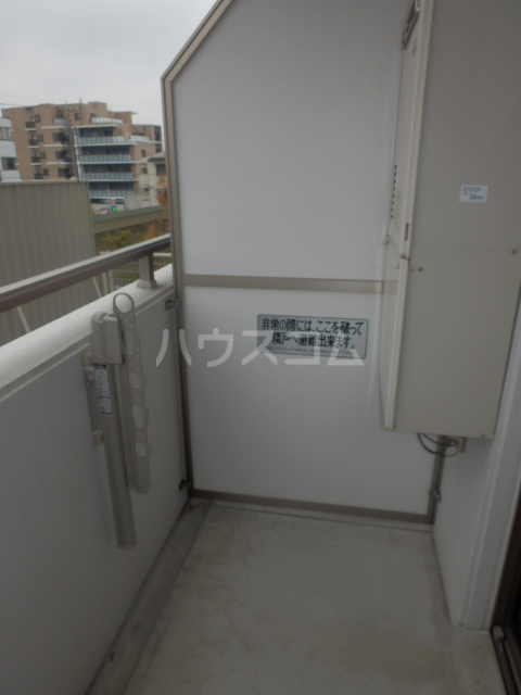 19/26 バルコニー