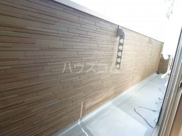 20/30 バルコニー