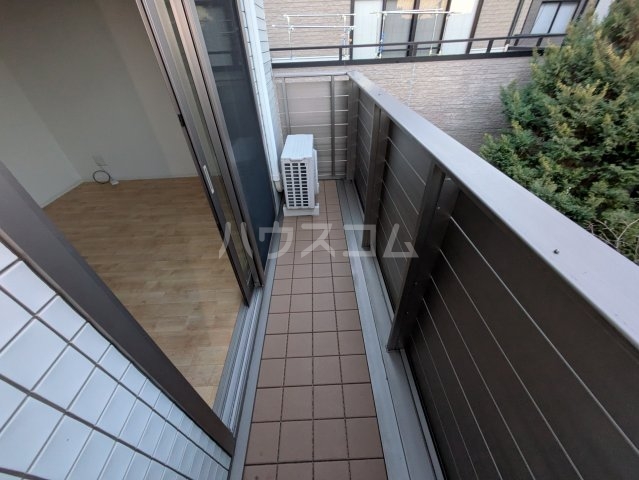 26/30 バルコニー