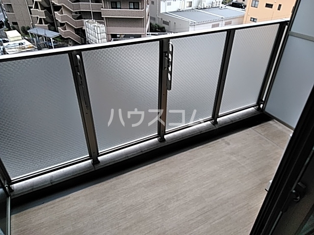 20/30 バルコニー