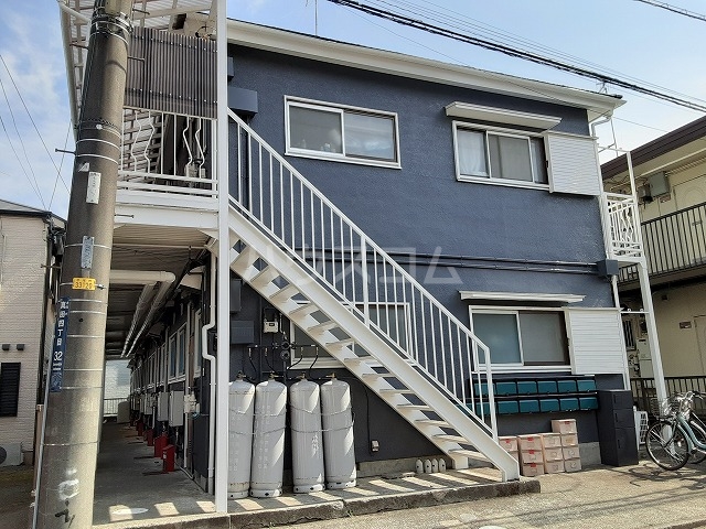 25/30 エントランス