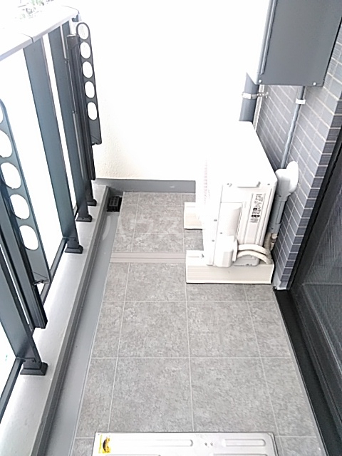 15/30 バルコニー