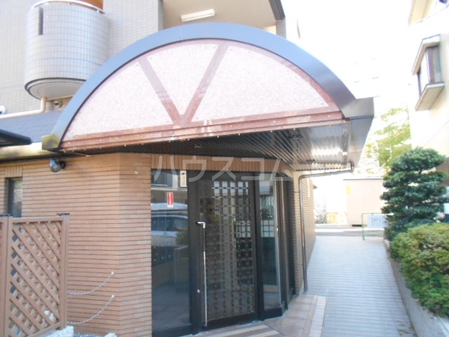 20/24 エントランス