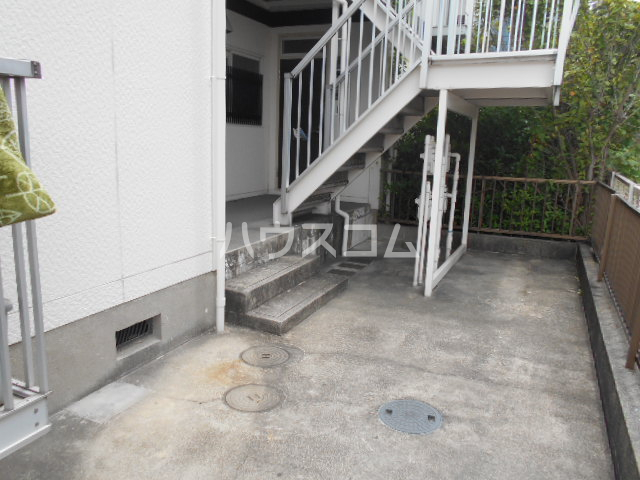 15/18 エントランス