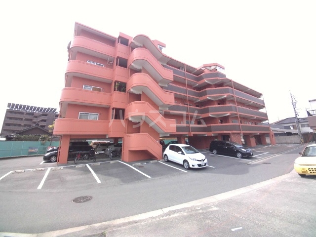 22/30 駐車場