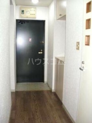14/19 エントランス