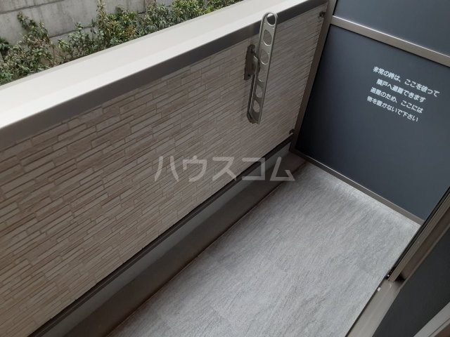 16/27 バルコニー