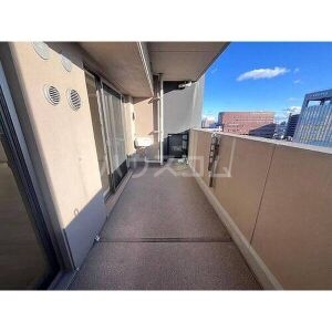 15/28 バルコニー