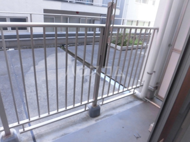15/27 バルコニー