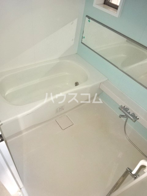17/30 浴室