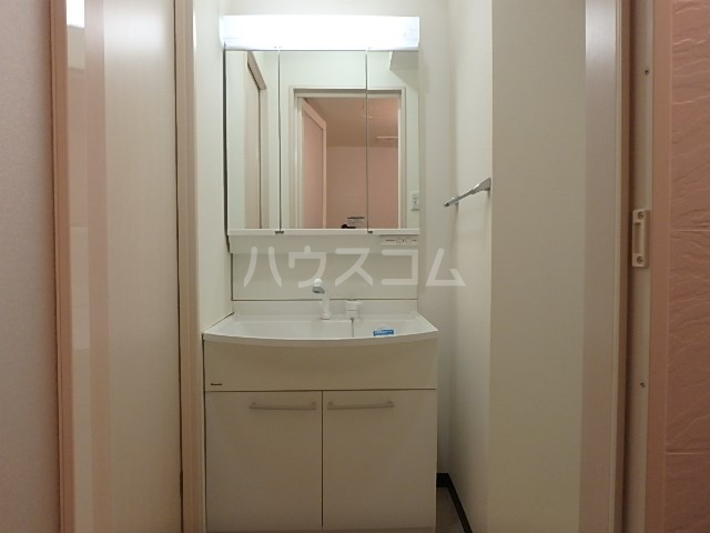 18/30 洗面