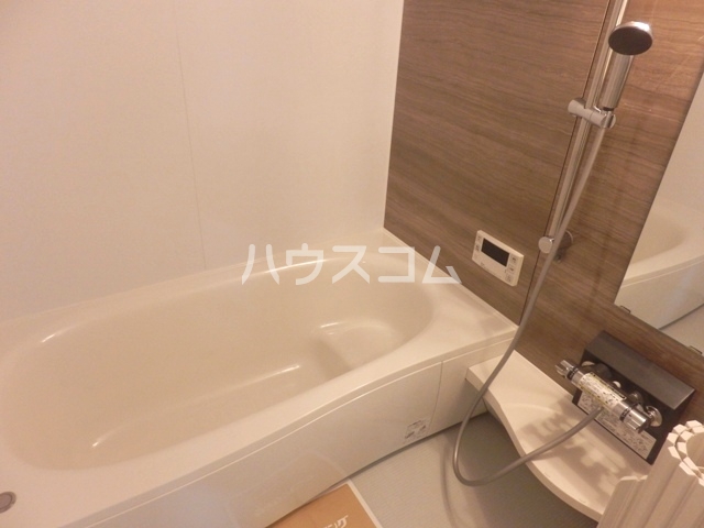 17/30 浴室