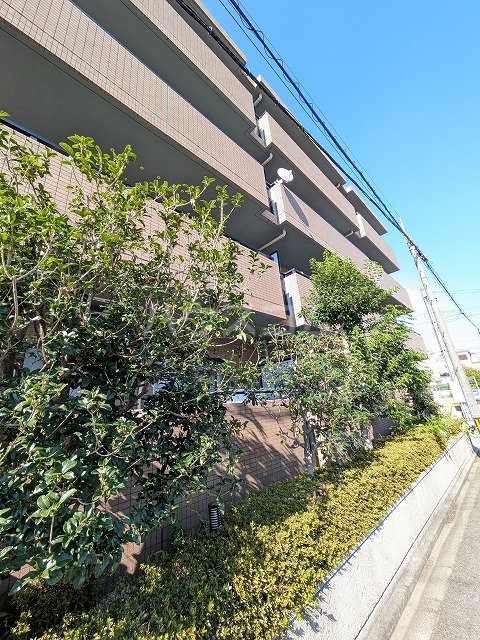 2/30 外観