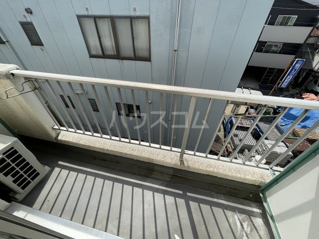 21/30 バルコニー