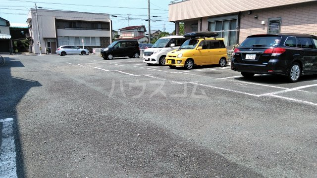 17/26 駐車場