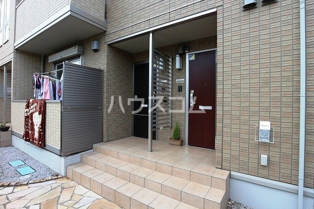 20/28 エントランス