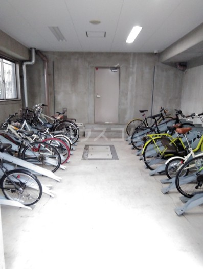 21/27 駐車場