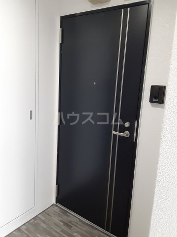 25/26 エントランス