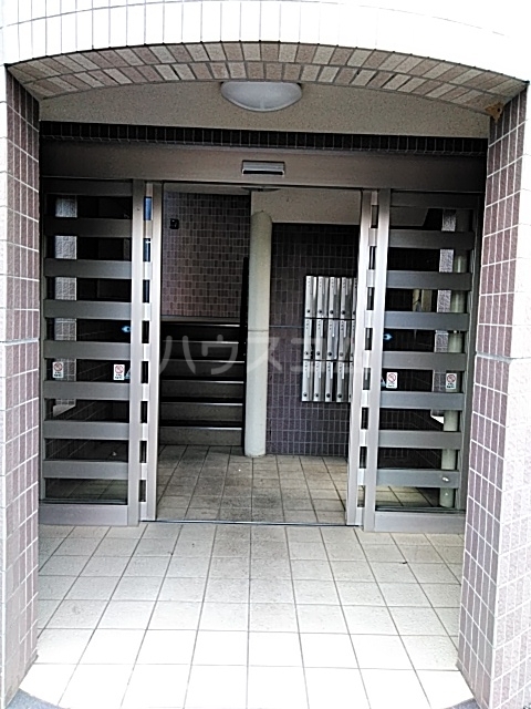 3/5 エントランス