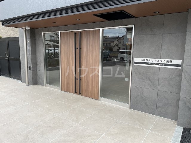 24/29 エントランス