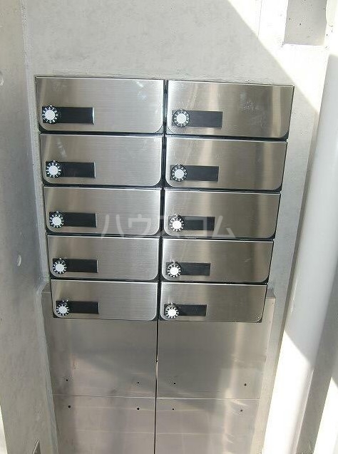 14/16 エントランス