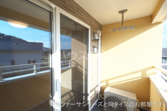 15/27 バルコニー